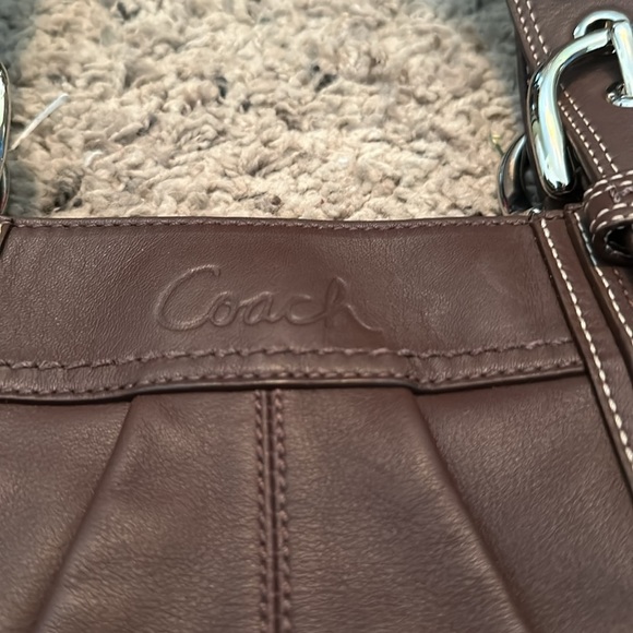 Coach Brown Leather Shoulder Soho   Bag Matching Wallet - Picture 3 of 10